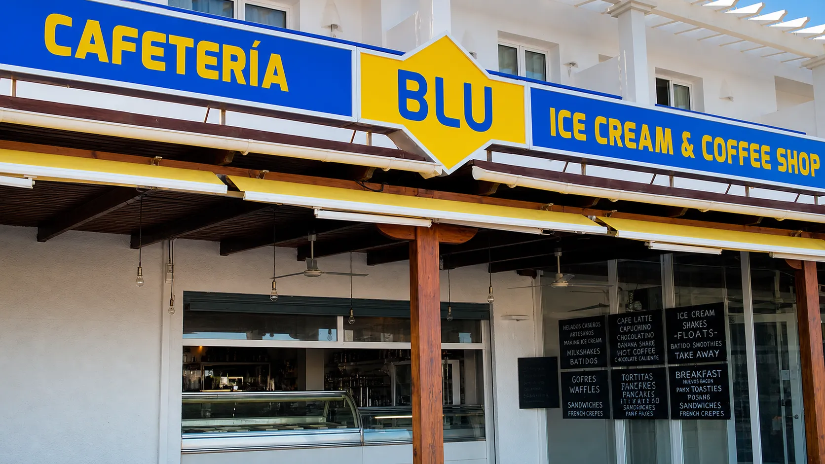 Heladería BLU Cafetería