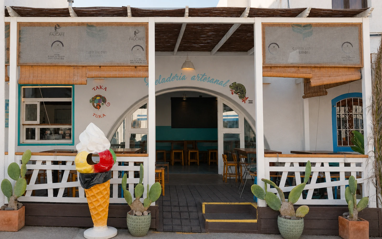 Heladería Artesanal y Cafetería Taka Tuka