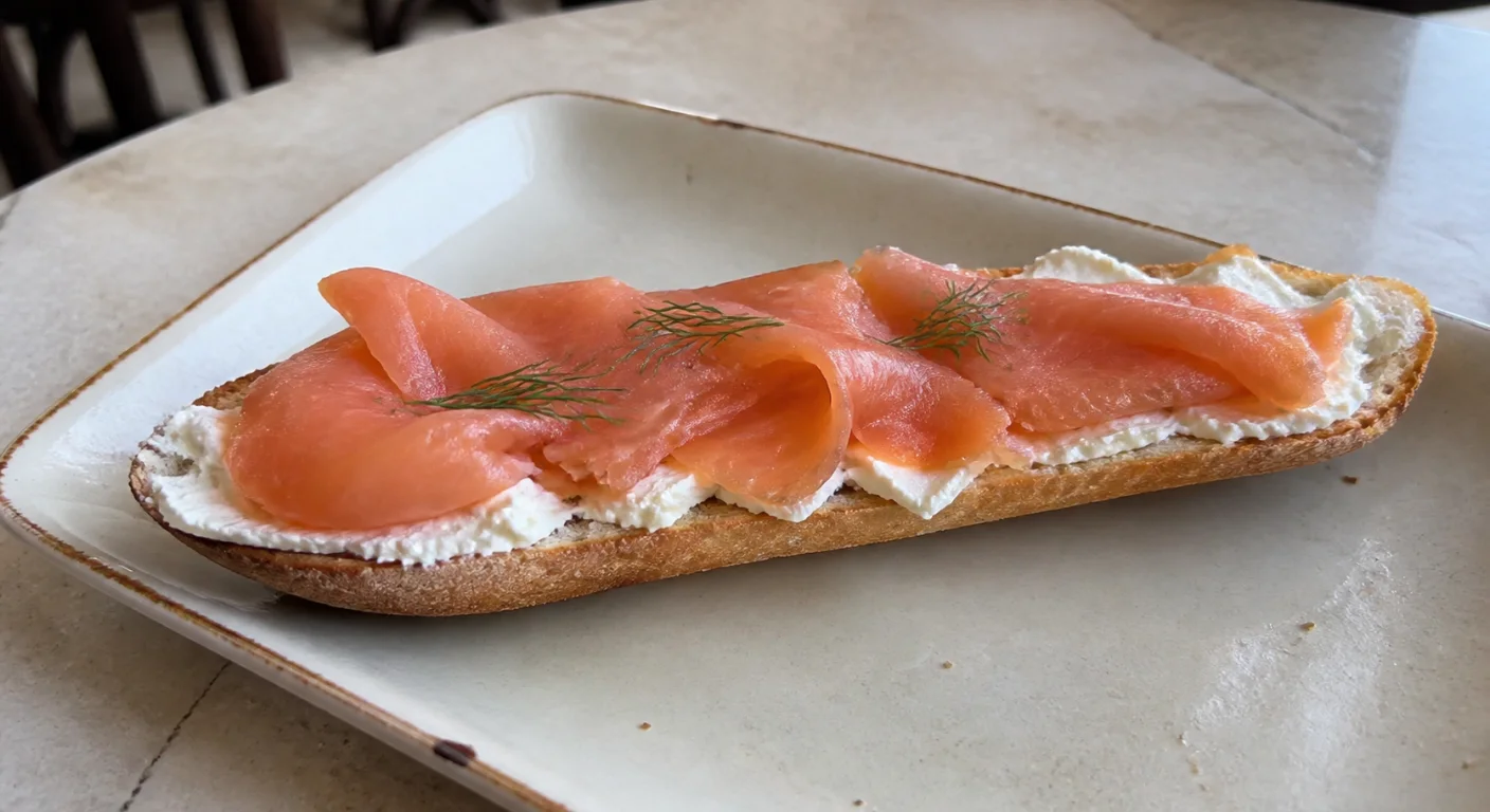 Tostada de salmón